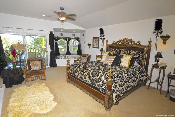 Palms Cliff House Inn (Honomu)
